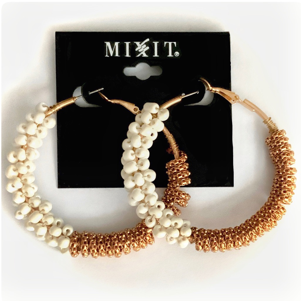 Lrg Rose Gold White Seed Beaded Chain Wrapped Hoop Earrings Nwt 18$